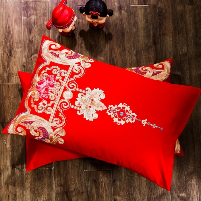 91家纺网 家纺一手货源 找家纺 布乐意 2025新款全棉绣花大红婚庆四件套多件套直播普天同庆