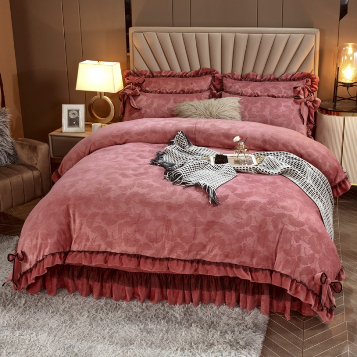 91家纺网 家纺一手货源 找家纺 兴美佳家纺2021新款雕花牛奶绒四件套 豆沙红