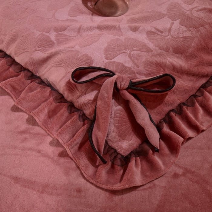 91家纺网 家纺一手货源 找家纺 兴美佳家纺2021新款雕花牛奶绒四件套 豆沙红