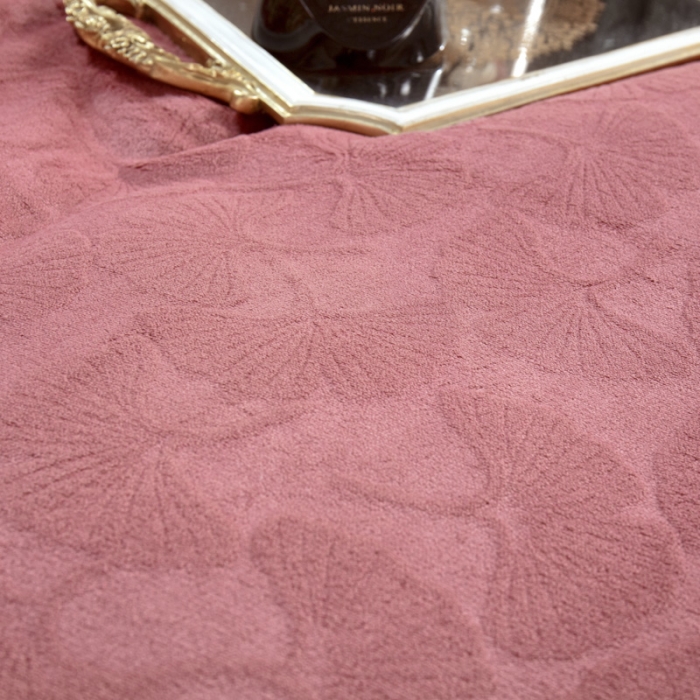 91家纺网 家纺一手货源 找家纺 兴美佳家纺2021新款雕花牛奶绒四件套 豆沙红