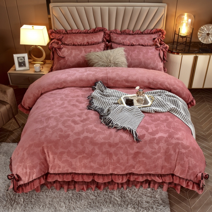 91家纺网 家纺一手货源 找家纺 兴美佳家纺2021新款雕花牛奶绒四件套 豆沙红