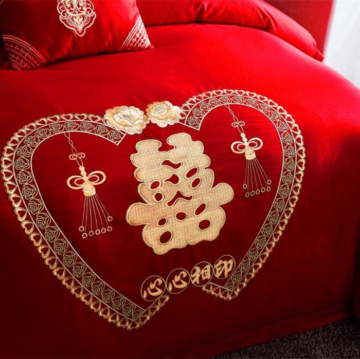 91家纺网 家纺一手货源 找家纺 布乐意 2025新款全棉绣花大红婚庆四件套多件套直播心心相印