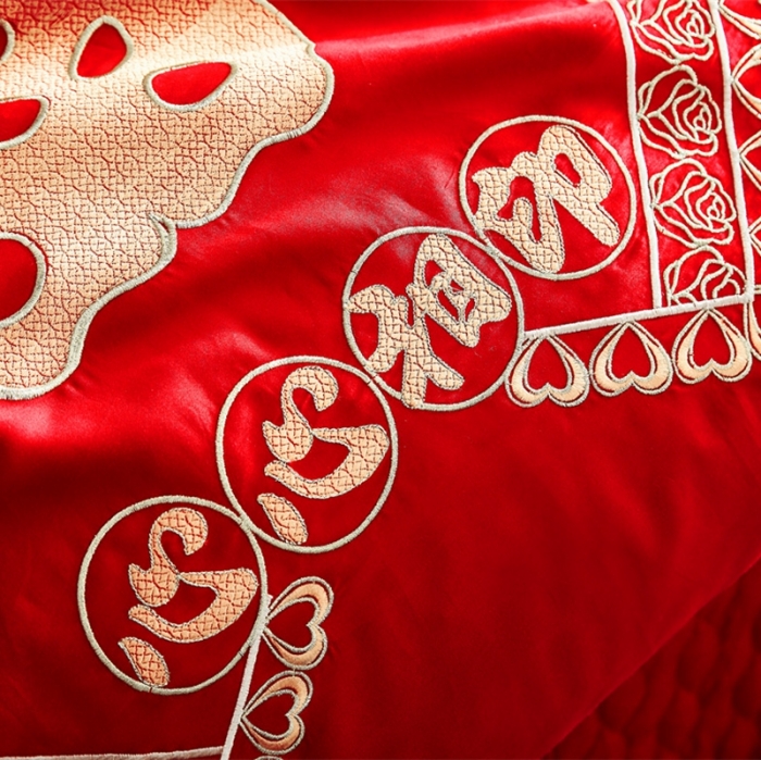 91家纺网 家纺一手货源 找家纺 布乐意 2025新款全棉绣花大红婚庆四件套多件套直播心心相印