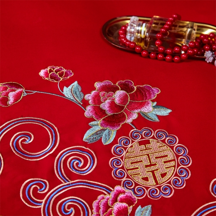 91家纺网 家纺一手货源 找家纺 布乐意 2025新款全棉绣花大红婚庆四件套多件套直播永结同心