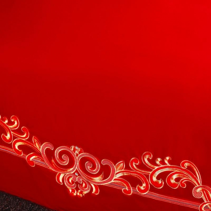 91家纺网 家纺一手货源 找家纺 布乐意 2025新款全棉绣花大红婚庆四件套多件套直播美好时光