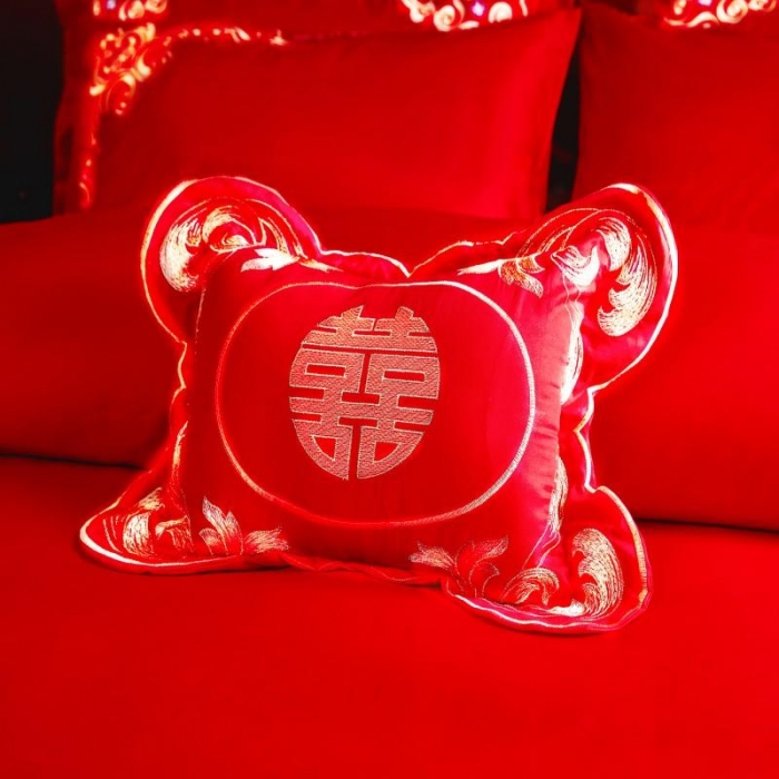 91家纺网 家纺一手货源 找家纺 布乐意 2025新款全棉绣花大红婚庆四件套多件套直播美好时光