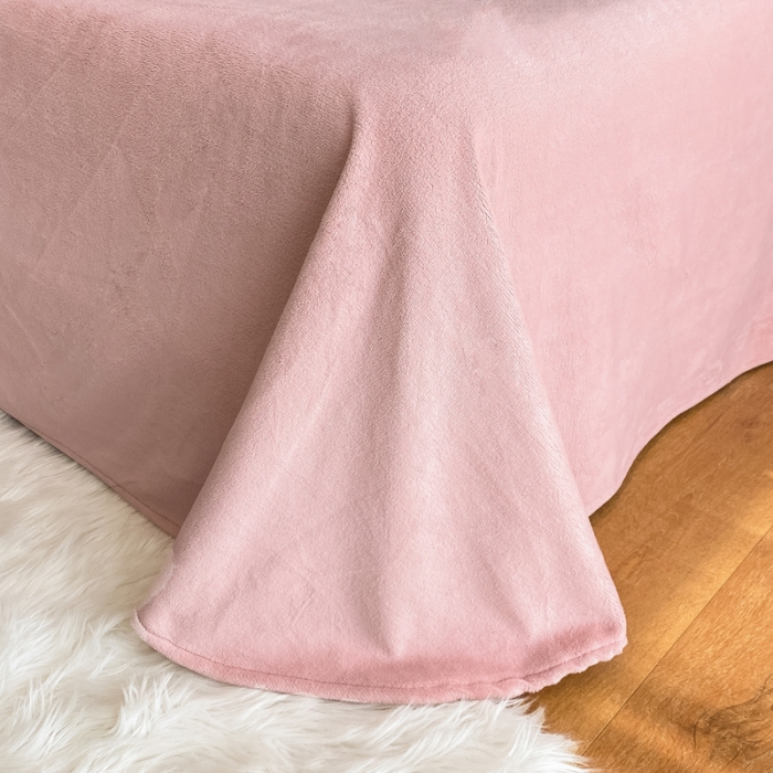 91家纺网 家纺一手货源 找家纺 安妮 2021新款高克重牛奶绒刺绣四件套-施华洛 温柔粉