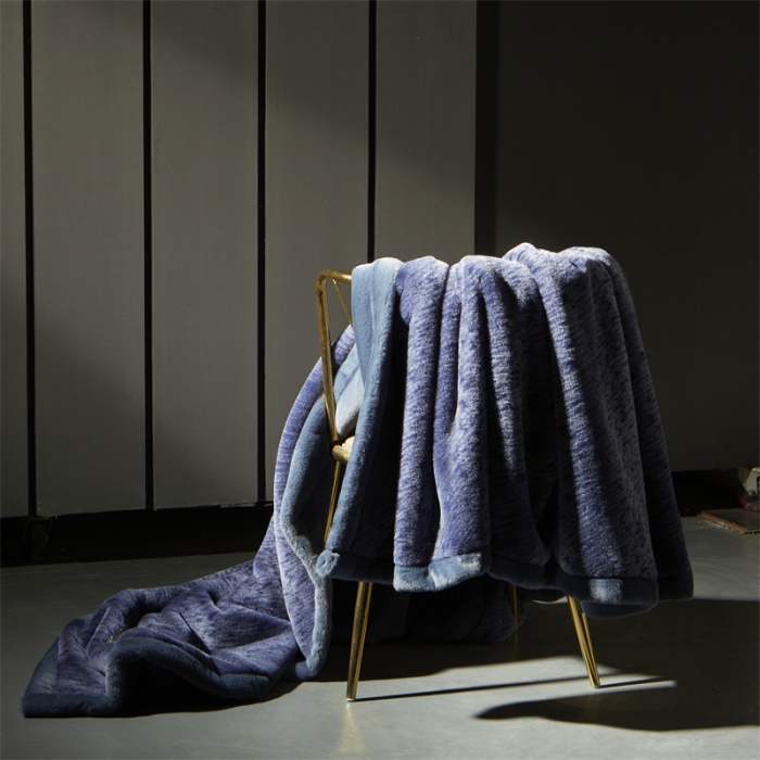 91家纺网 家纺一手货源 找家纺 凯轩毛毛毯毯子2024新款双层仿水貂皮草毛毯毯子 宾利蓝