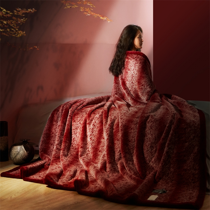 91家纺网 家纺一手货源 找家纺 凯轩毛毛毯毯子2024新款双层仿水貂皮草毛毯毯子 深红色