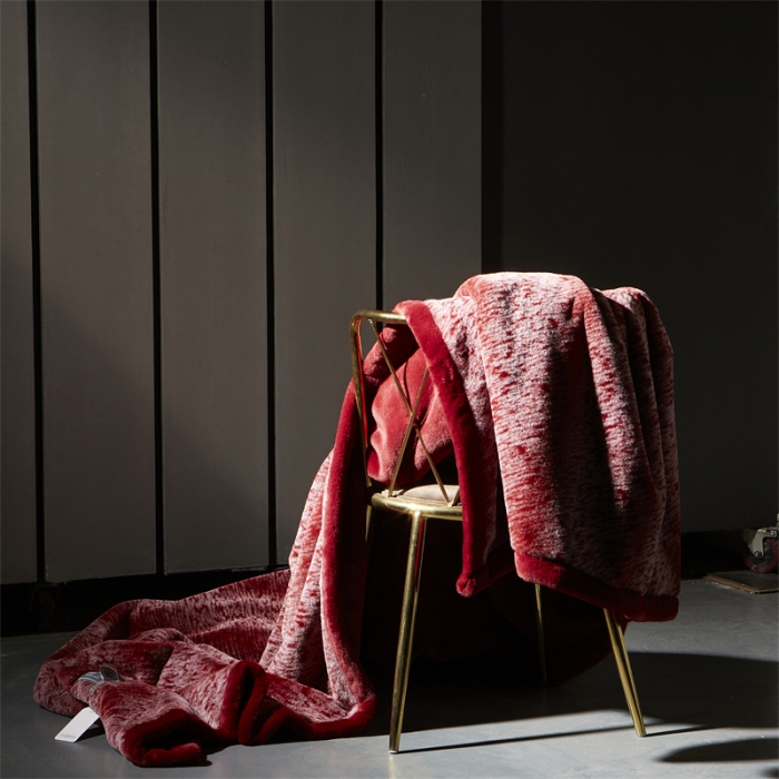 91家纺网 家纺一手货源 找家纺 凯轩毛毛毯毯子2024新款双层仿水貂皮草毛毯毯子 深红色
