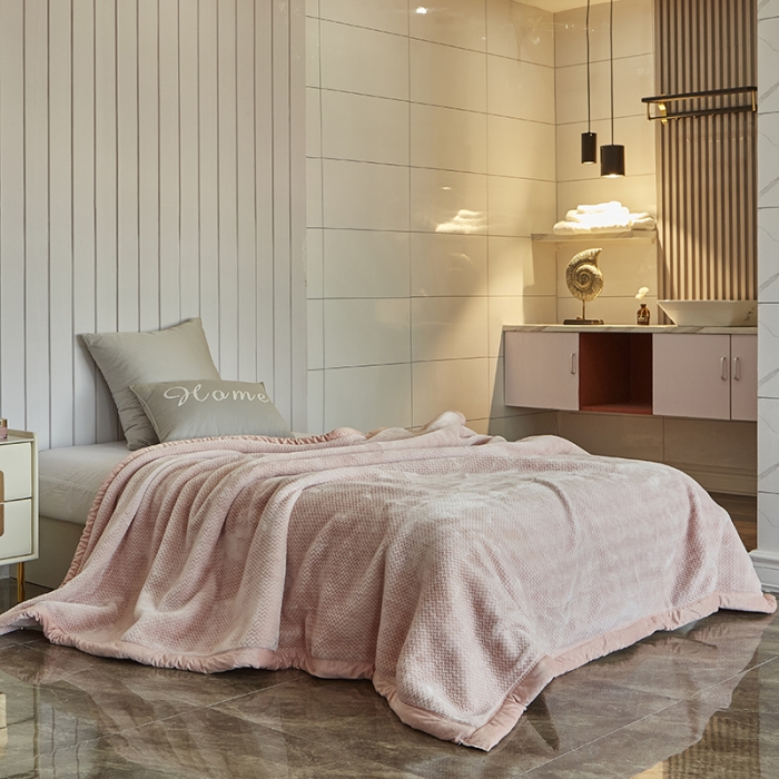 91家纺网 家纺一手货源 找家纺 凯轩毛毛毯毯子 2024新款精品韩素云毛毯毯子 樱花粉