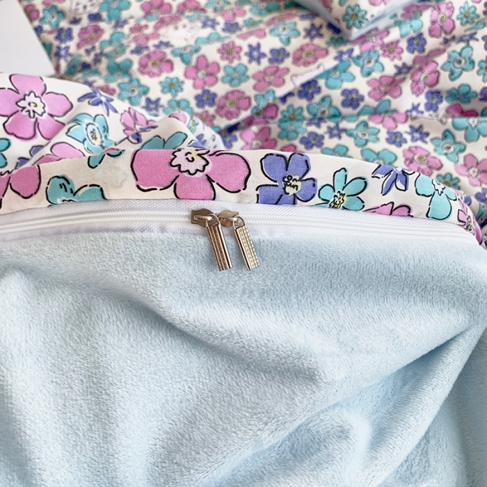 91家纺网 家纺一手货源 找家纺 怡家居 2021新款AB版棉加绒四件套卡通系列 小萌宠