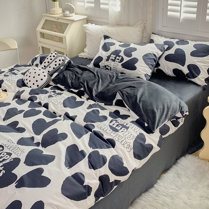 91家纺网 家纺一手货源 找家纺 怡家居 2021新款AB版棉加绒四件套卡通系列 心心相印