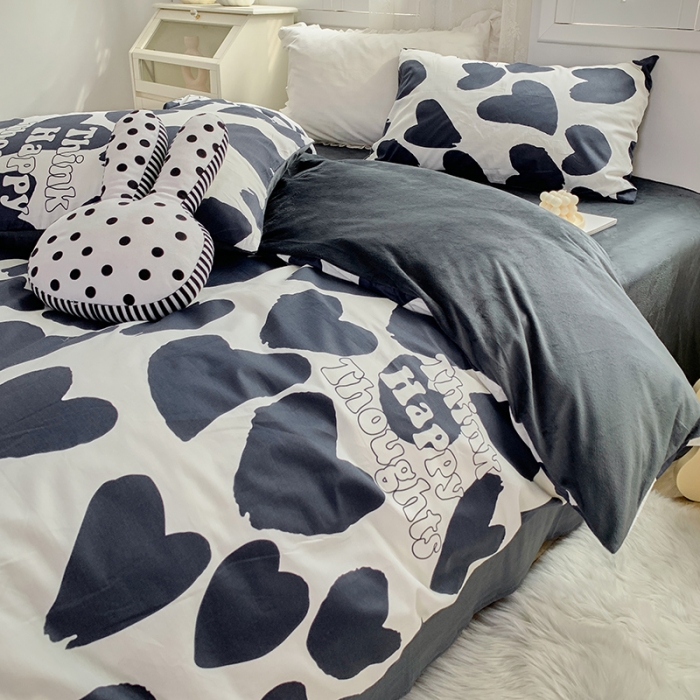 91家纺网 家纺一手货源 找家纺 怡家居 2021新款AB版棉加绒四件套卡通系列 心心相印