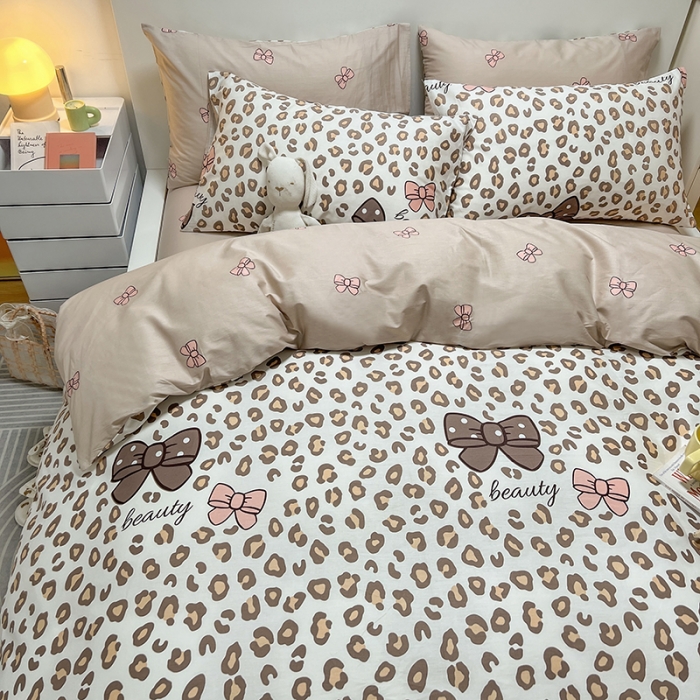 91家纺网 家纺一手货源 找家纺 芊寻家居 2024年新款全棉印花13372四件套 赫本