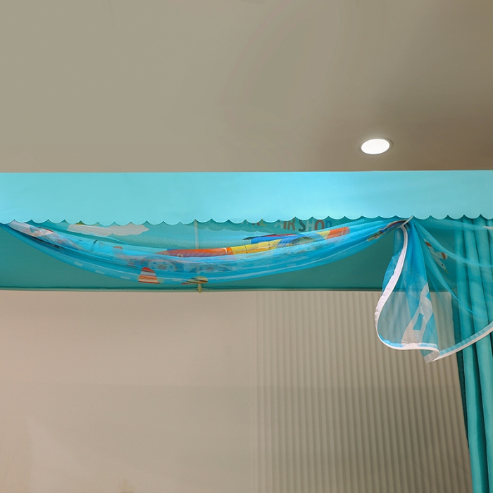 91家纺网 家纺一手货源 找家纺 总迪凡保罗蚊帐新款5825带遮光帘不锈钢高度伸缩支架子母蚊帐