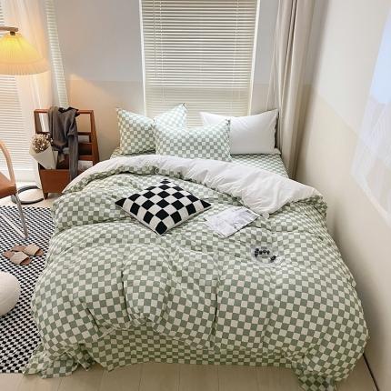 91家纺网 家纺一手货源 找家纺 （总）卡巴伦家纺 新款春夏正反两用全棉水洗棉棋盘格四件套-影棚图