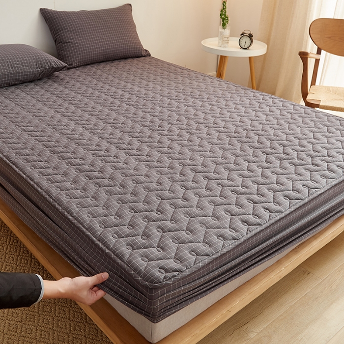 91家纺网 家纺一手货源 找家纺 爱喔 2021新款日式良品A类全棉色织水洗棉夹棉床笠 黑小格