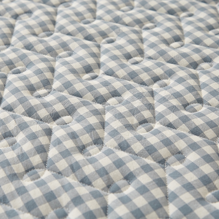 91家纺网 家纺一手货源 找家纺 爱喔 2021新款日式良品A类全棉色织水洗棉夹棉床笠 蓝小格