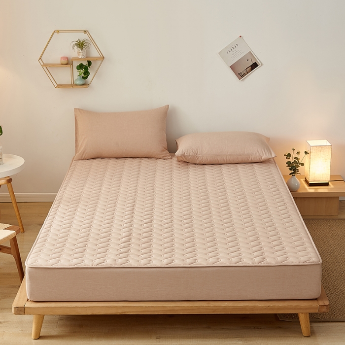 91家纺网 家纺一手货源 找家纺 爱喔 2021新款日式良品A类全棉色织水洗棉夹棉床笠 浅咖