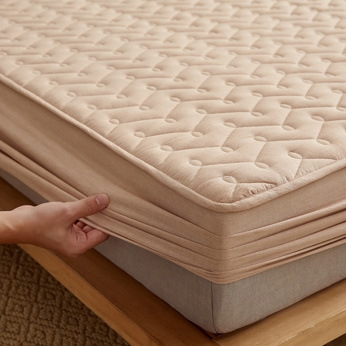 91家纺网 家纺一手货源 找家纺 爱喔 2021新款日式良品A类全棉色织水洗棉夹棉床笠 浅咖