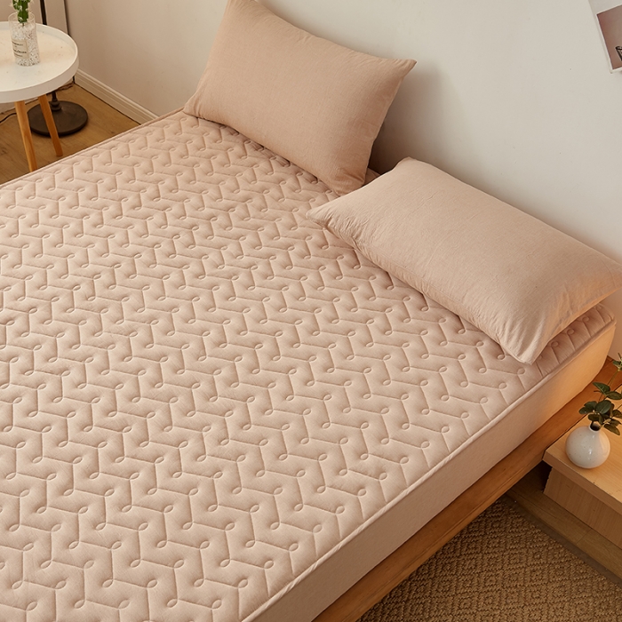 91家纺网 家纺一手货源 找家纺 爱喔 2021新款日式良品A类全棉色织水洗棉夹棉床笠 浅咖