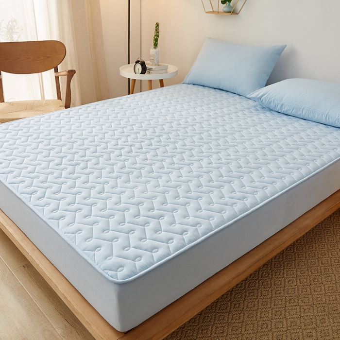 91家纺网 家纺一手货源 找家纺 爱喔 2021新款日式良品A类全棉色织水洗棉夹棉床笠 天空蓝