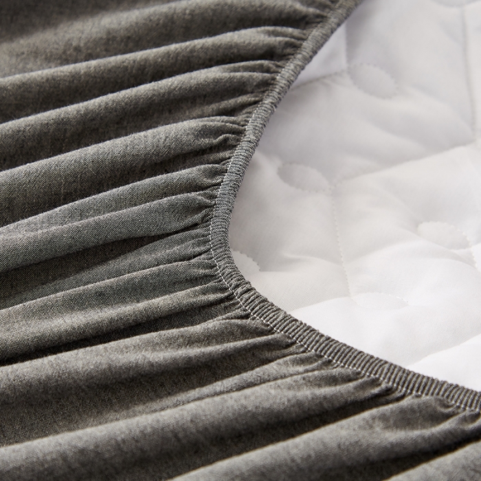 91家纺网 家纺一手货源 找家纺 爱喔 2021新款日式良品A类全棉色织水洗棉夹棉床笠 星空灰