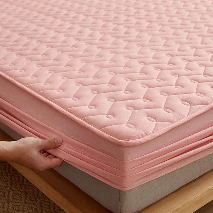 91家纺网 家纺一手货源 找家纺 爱喔 2021新款日式良品A类全棉色织水洗棉夹棉床笠 胭脂红