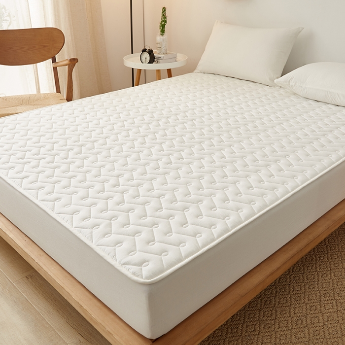 91家纺网 家纺一手货源 找家纺 爱喔 2021新款日式良品A类全棉色织水洗棉夹棉床笠 月光白