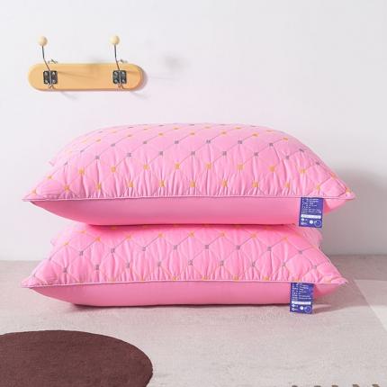 91家纺网 家纺一手货源 找家纺 总仁宇枕业 2021新款爆款直播跑量款单边绗绣满天星枕头