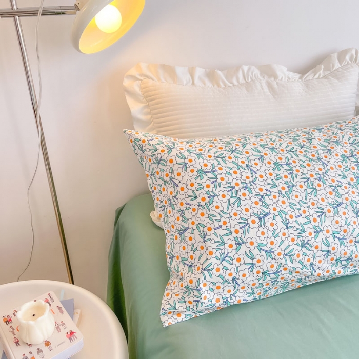 91家纺网 家纺一手货源 找家纺 艾沁家纺13372纯棉碎花四件套 白茶