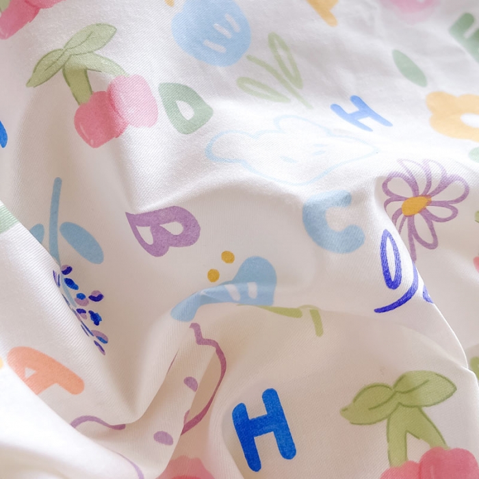 91家纺网 家纺一手货源 找家纺 艾沁家纺13372纯棉碎花四件套童话