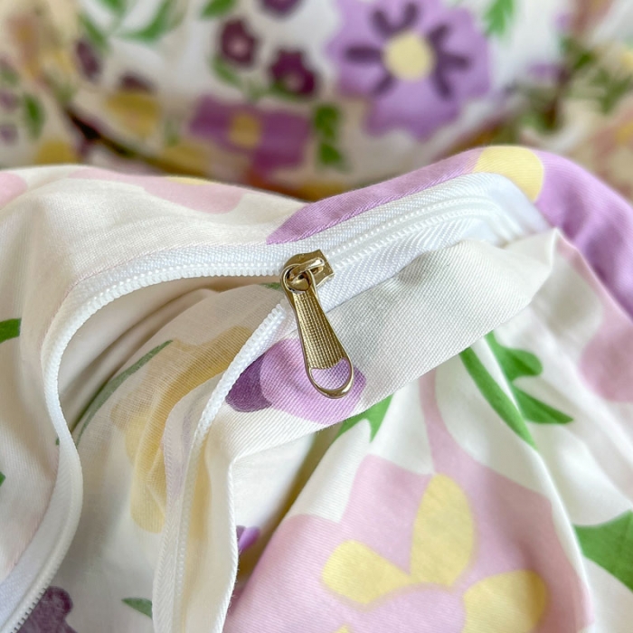 91家纺网 家纺一手货源 找家纺 艾沁家纺13372纯棉碎花四件套 紫璃