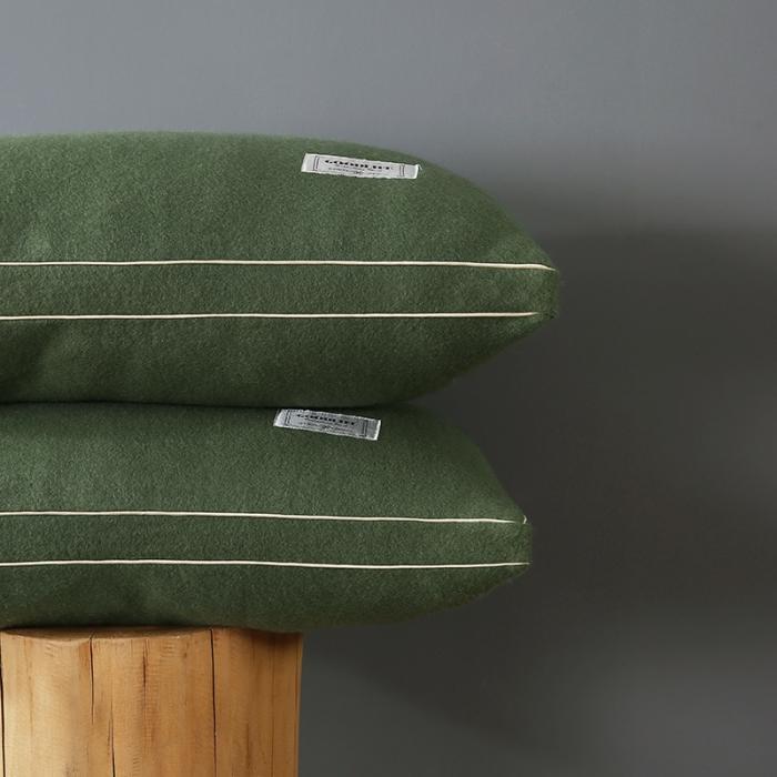 91家纺网 家纺一手货源 找家纺 爆款 加厚毛呢羽丝绒枕头助眠立体加高成人护颈单人透气枕芯