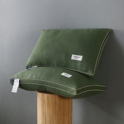 91家纺网 家纺一手货源 找家纺 爆款 加厚毛呢羽丝绒枕头助眠立体加高成人护颈单人透气枕芯