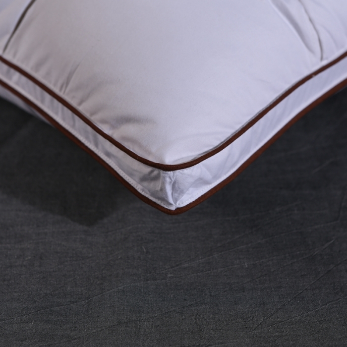 91家纺网 家纺一手货源 找家纺 羽仙子 爆款全棉羽绒枕 面包款白鹅绒 枕芯枕头 白色