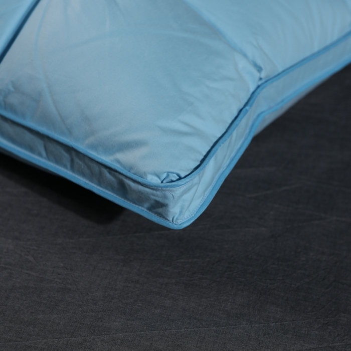 91家纺网 家纺一手货源 找家纺 羽仙子 爆款全棉羽绒枕 面包款白鹅绒 枕芯枕头 蓝色