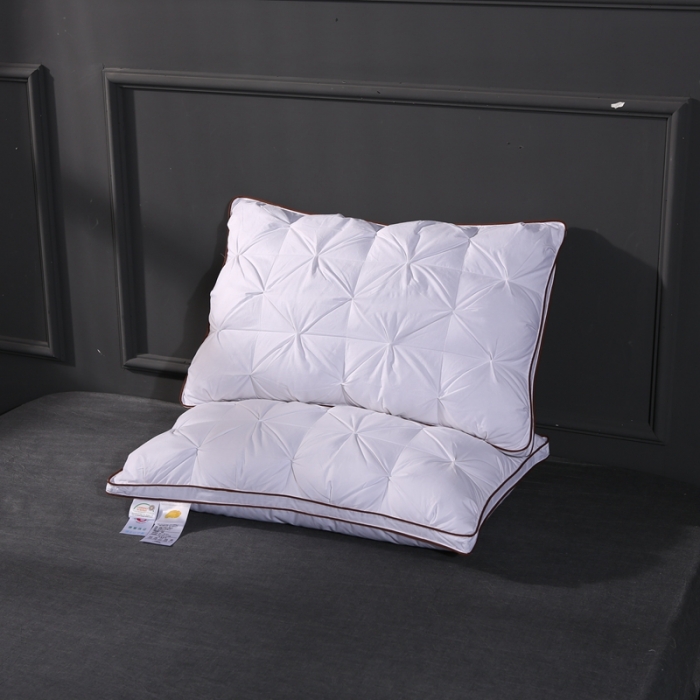 91家纺网 家纺一手货源 找家纺 羽仙子爆款全棉纽花羽绒枕 鹅绒枕芯 枕头枕套