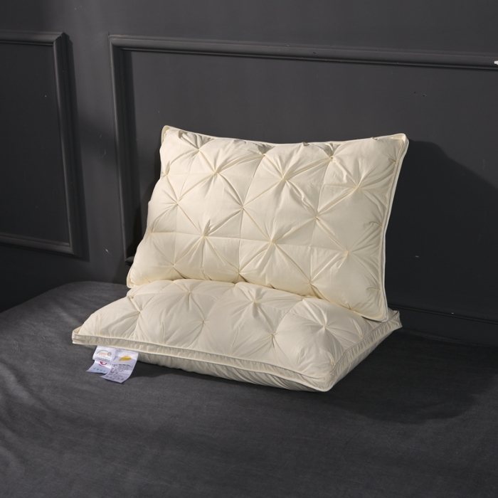 91家纺网 家纺一手货源 找家纺 羽仙子爆款全棉纽花羽绒枕 鹅绒枕芯 枕头枕套 黄色