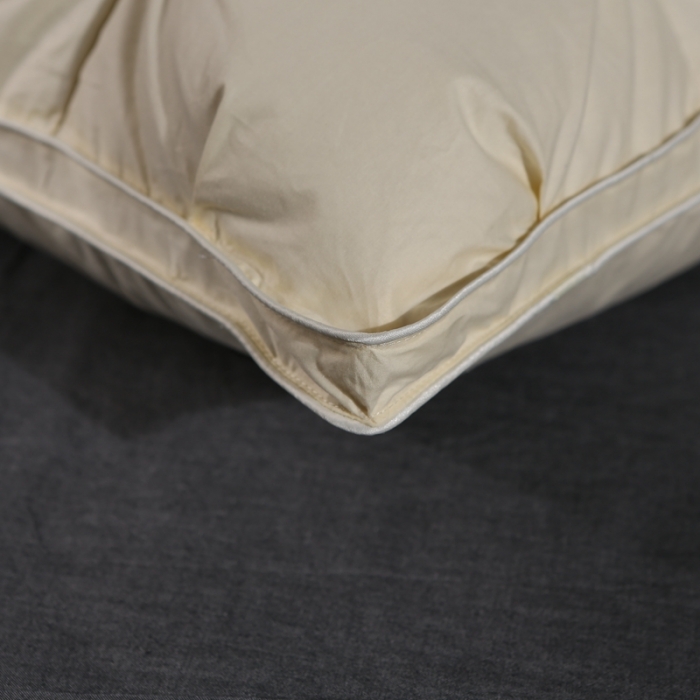 91家纺网 家纺一手货源 找家纺 羽仙子爆款全棉纽花羽绒枕 鹅绒枕芯 枕头枕套 黄色