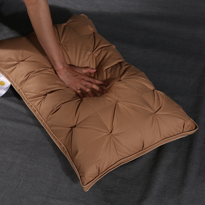 91家纺网 家纺一手货源 找家纺 羽仙子爆款全棉纽花羽绒枕 鹅绒枕芯 枕头枕套 咖色