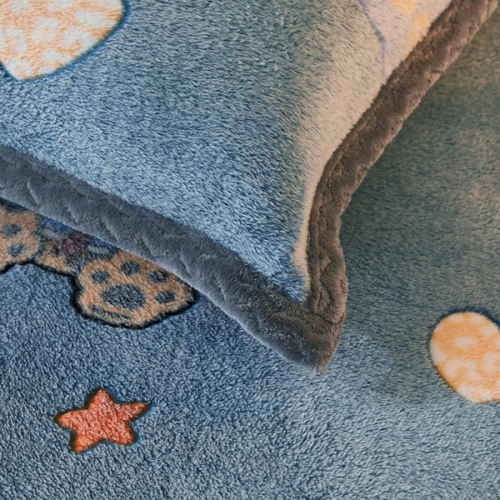 91家纺网 家纺一手货源 找家纺 喜居 2021新款雪花绒单枕套 彩虹小伞