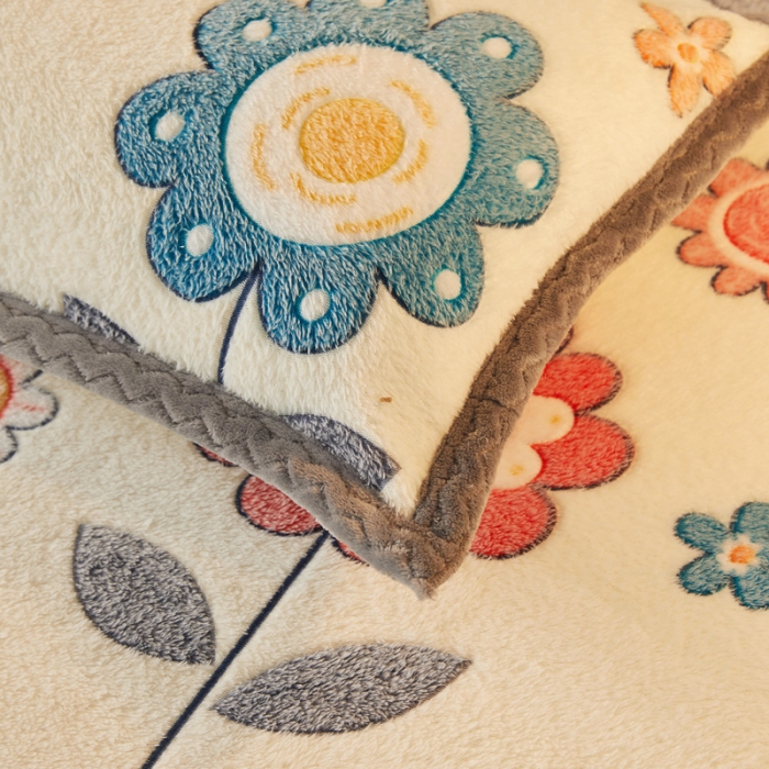 91家纺网 家纺一手货源 找家纺 喜居 2021新款雪花绒单枕套 太阳花儿