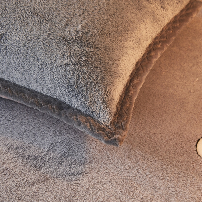 91家纺网 家纺一手货源 找家纺 喜居 2021新款雪花绒单枕套 幸福花儿