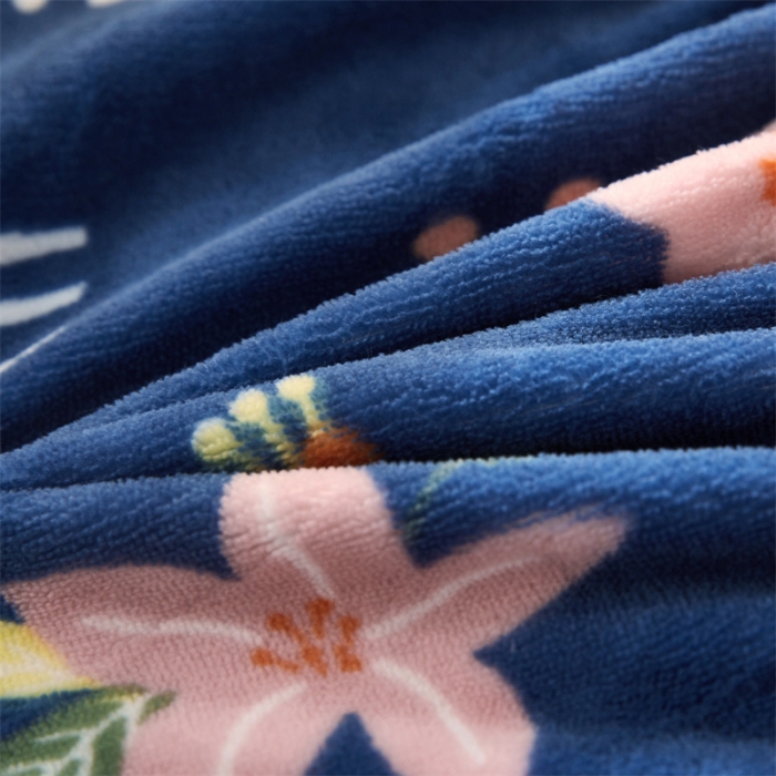 91家纺网 家纺一手货源 找家纺 喜居 2021新款牛奶绒夹棉床笠 森林小鹿