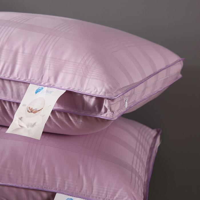 91家纺网 家纺一手货源 找家纺 全棉贡缎刺绣仪征羽丝绒枕头可水洗助眠成人护颈单人舒适枕芯软枕