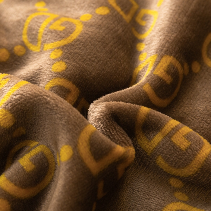 91家纺网 家纺一手货源 找家纺 卡奥AB版云貂绒毛毯法莱绒休闲盖毯沙发毯空调毯子塞维罗