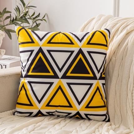 91家纺网 家纺一手货源 找家纺 橘夏纺织品 2025新款短毛绒双面印花抱枕 黑黄三角