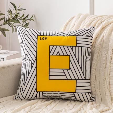 91家纺网 家纺一手货源 找家纺 橘夏纺织品 2025新款短毛绒双面印花抱枕 几何love